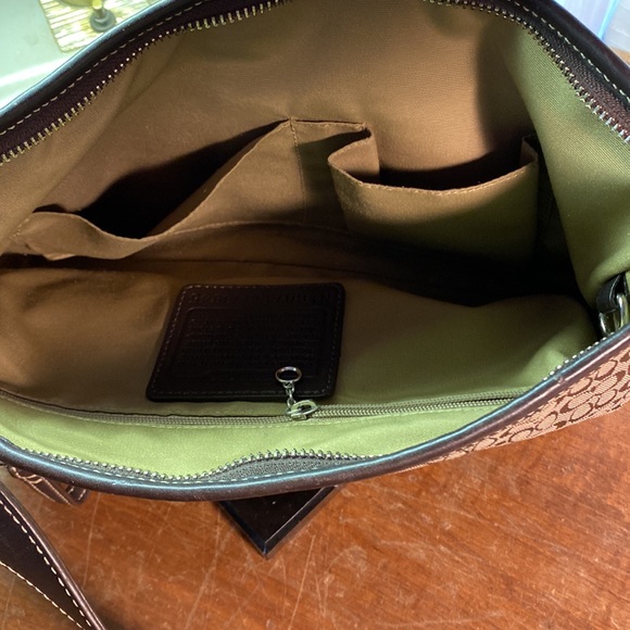 Brown Coach Signature Hobo Bag No. G0785-10945 adjustable strap - Picture 13 of 16